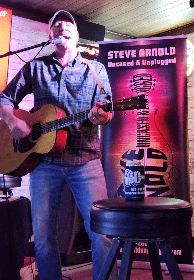Steve Arnold